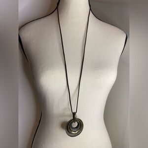 Y2K Long necklace with‎ 3 rounded shaped bronze circles pendants